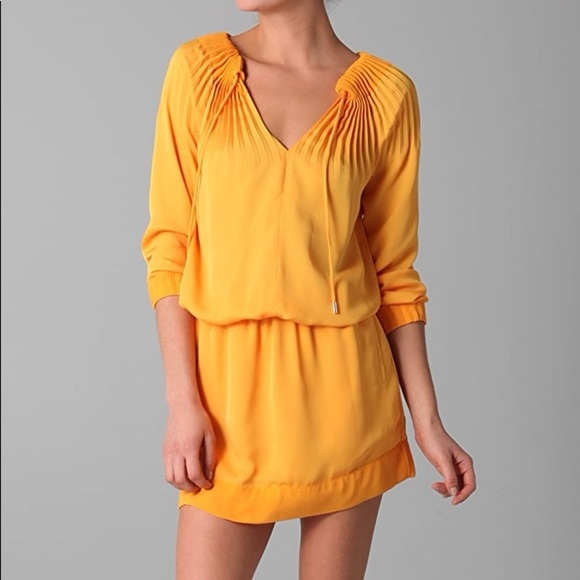 Diane Von Furstenberg Dresses & Skirts - Diane von Furstenberg Silk Mikino Dress Size 6 Yellow Marigold Pleated DVF